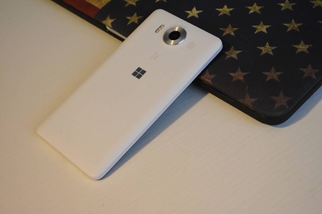 microsoft lumia 950