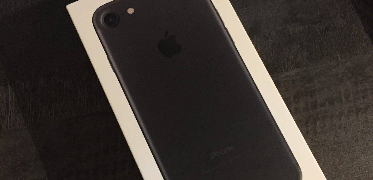 iPhone 7 black