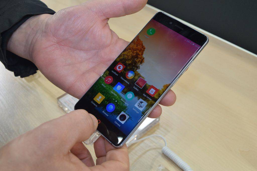 Nubia Z11