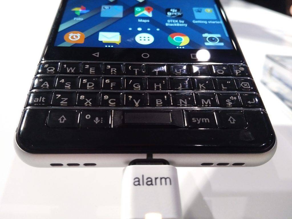 BlackBerry KEYone keyboard