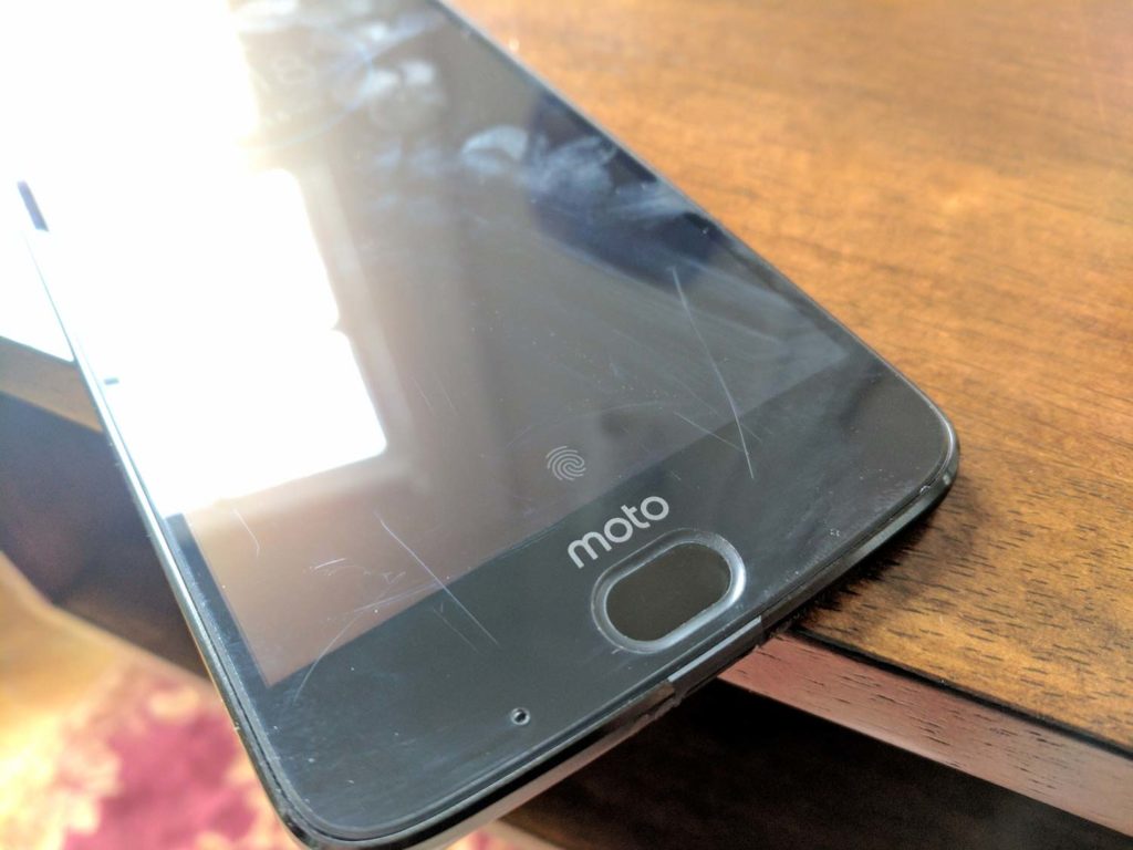 Moto Z2 Force