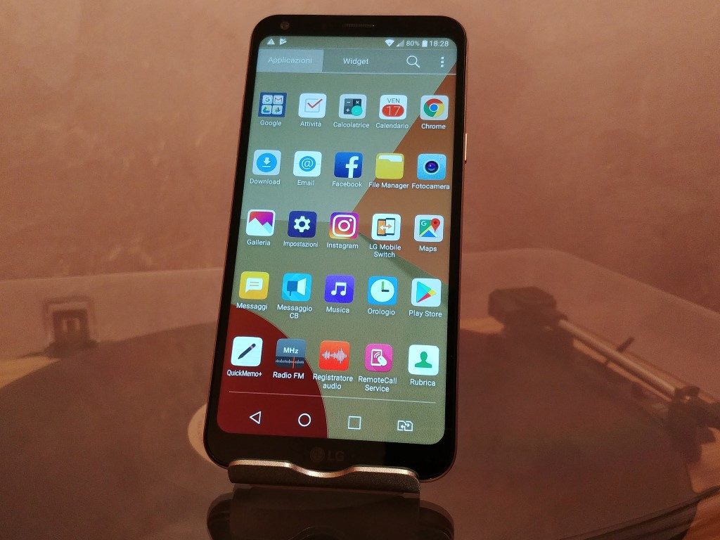 LG Q6