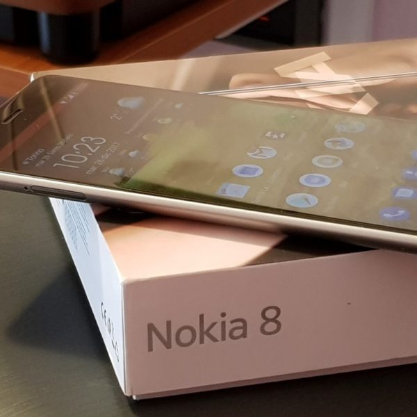 Nokia 8