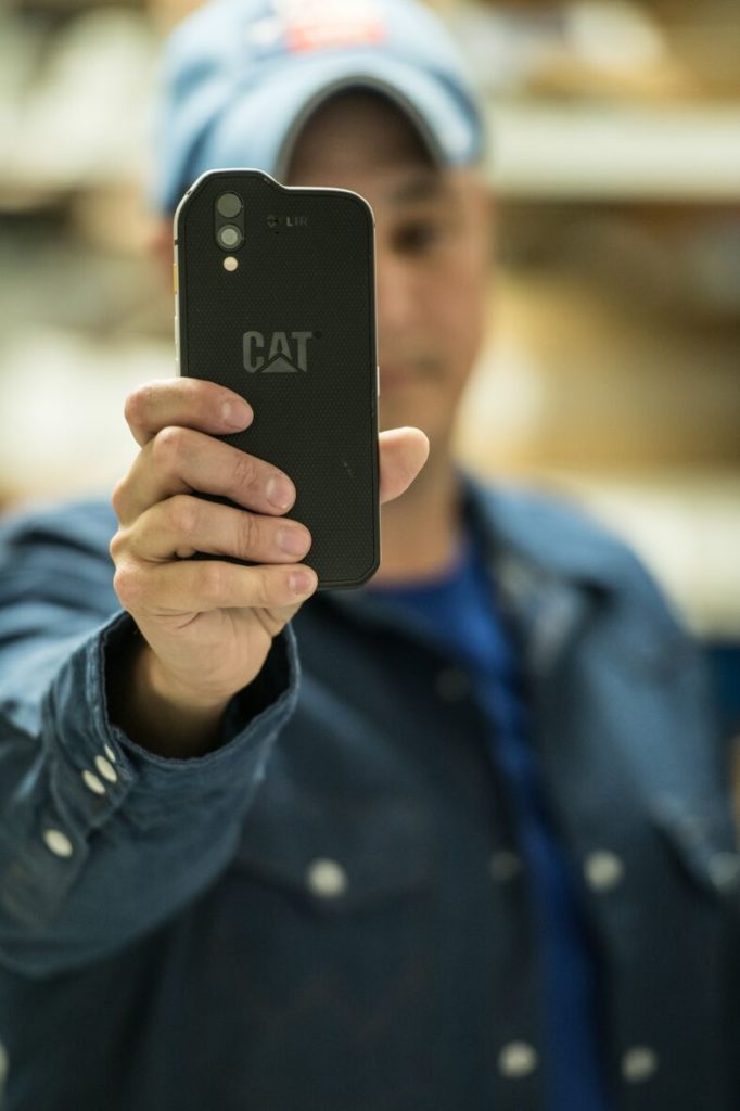 Cat S61