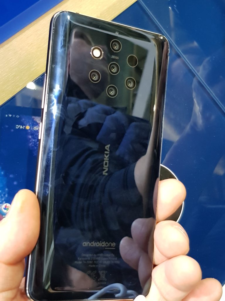 Nokia 9 PureView