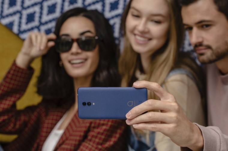 Alcatel 1X