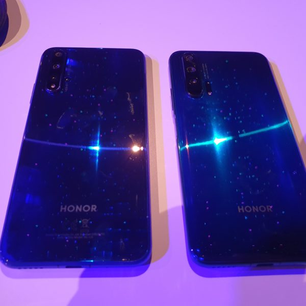 HONOR 20